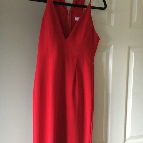 x Love Indie Polly V Cut Maxi Dress in Red - Picture 4 of 12